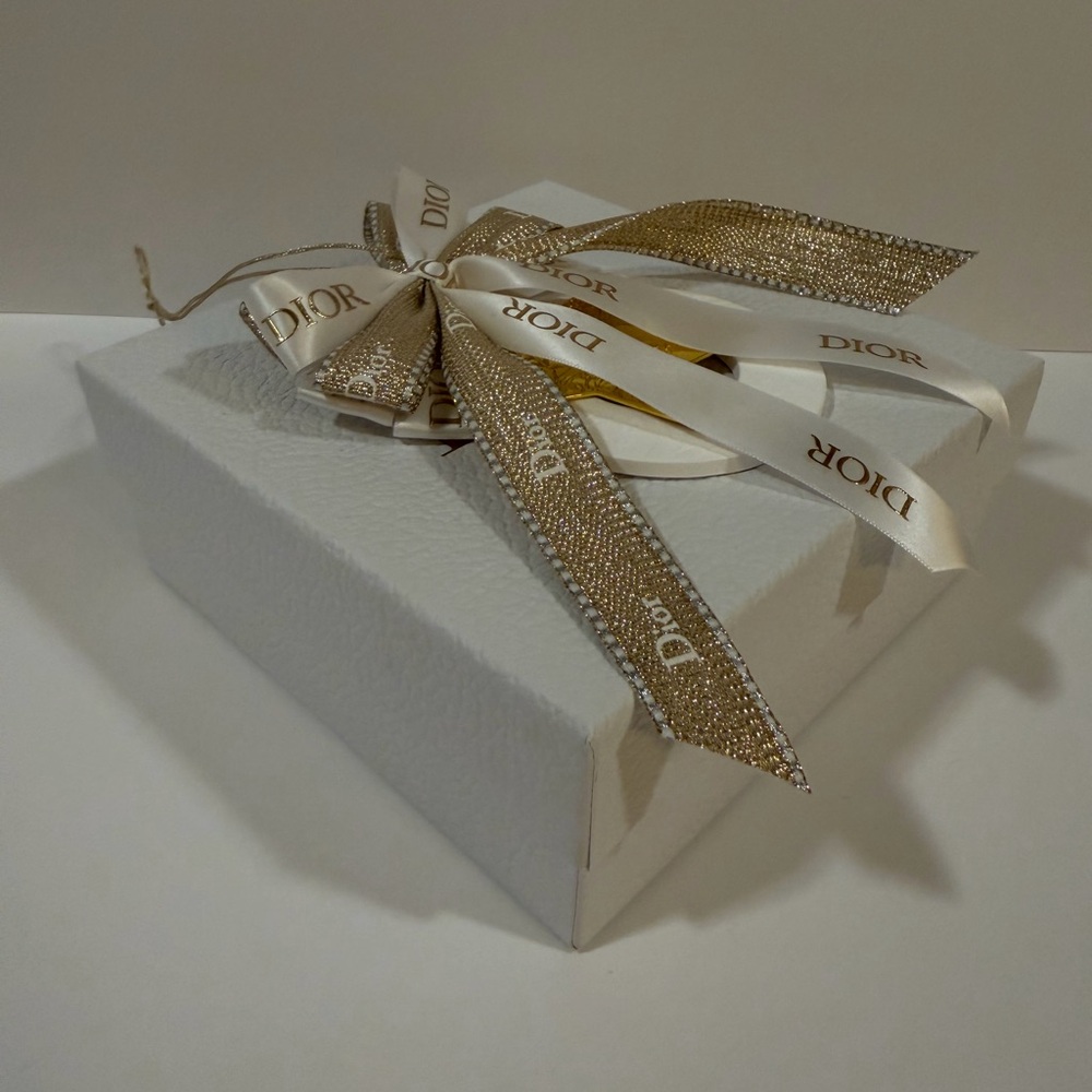 Dior Star & Diffuser Decorated and Dior Box NWT - Picture 6 of 7